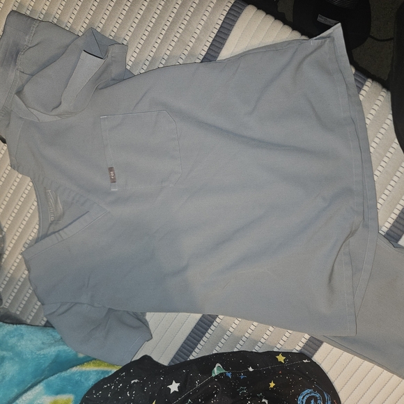 Figs Light Blue Scrub Set - Picture 5 of 5